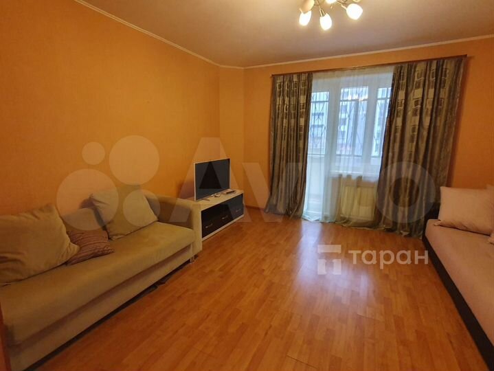 1-к. квартира, 43 м², 2/10 эт.