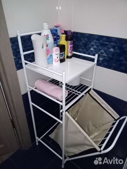 Стеллаж металлический с корзиной для белья