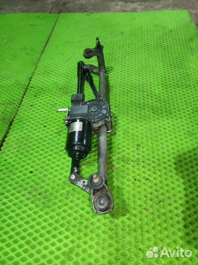 Трапеция стеклоочистителей Skoda Rapid