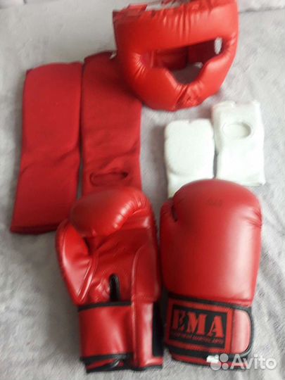 Боксерские перчатки, защита