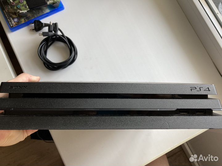 Sony PS4 pro 1tb