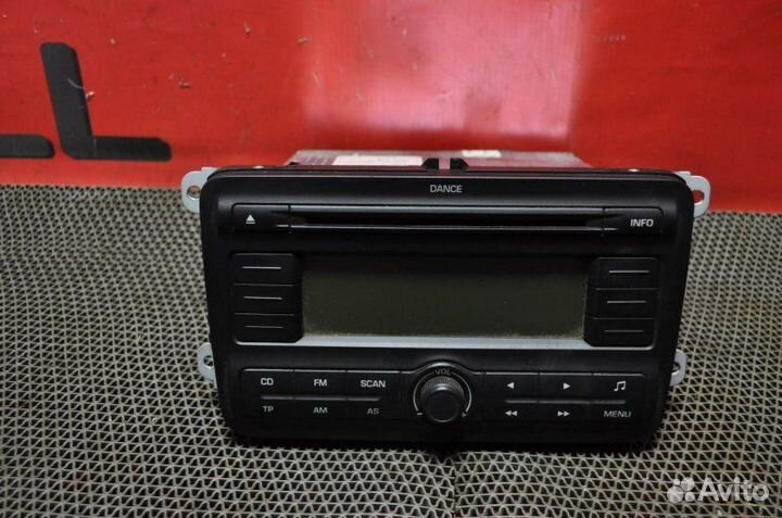 Магнитола Skoda Fabia 5J2 BZG 2009