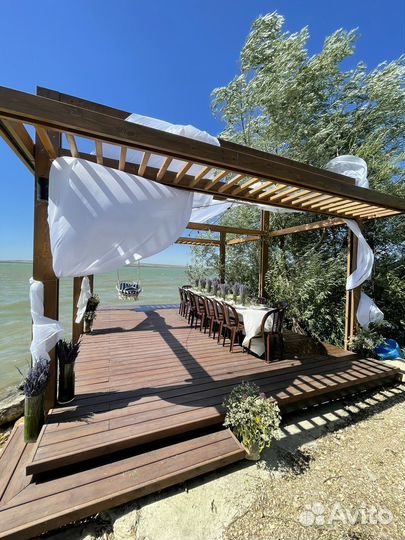 Аренда беседки у воды с мангальной зоной