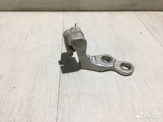 Петля двери ford focus 2 1.4 мт седан