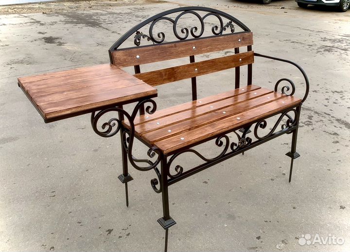 Кованная скамейка- столик