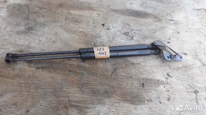 Амортизатор капота Bmw 1-Series E81 E87