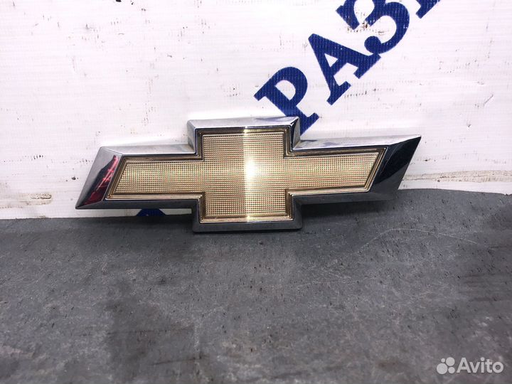 Значок багажника aveo т300