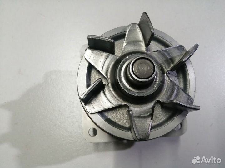 Насос водяной (помпа) Pathfinder (R50) II 2-й рест