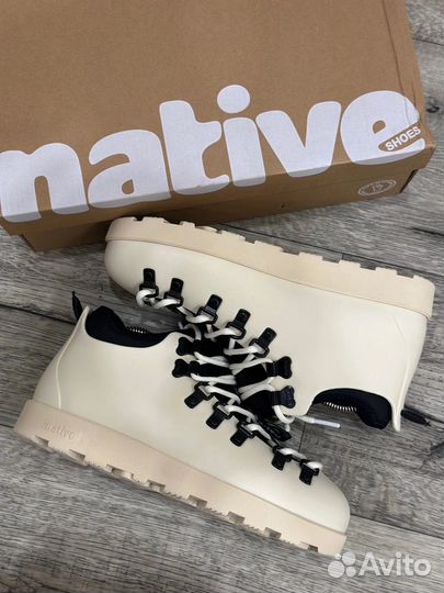 Ботинки Native fitzsimmons белые зимние мужские