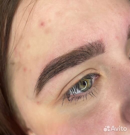 Мастер бровист