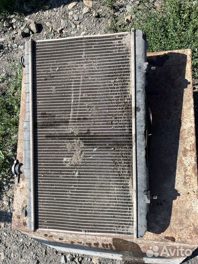 Радиатор основной диффузор Hyundai Accent