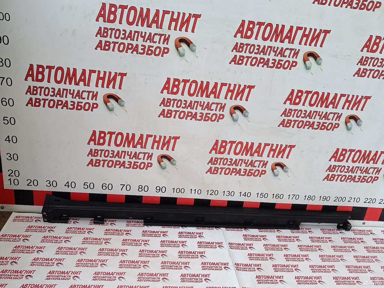 Накладка порога правая Лексус RX 4