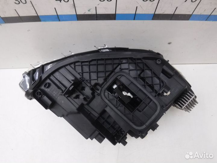 Фара левая Mercedes-Benz GLA-Class