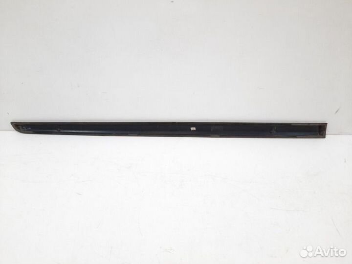 Накладка двери передняя правая Nissan Note E11