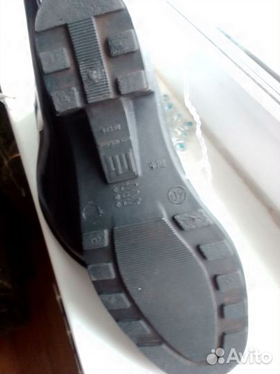 Резиновые сапожки 40 размер