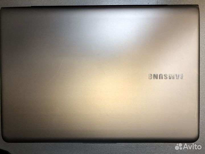 Samsung np530u3b