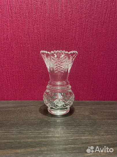 Хрустальная ваза
