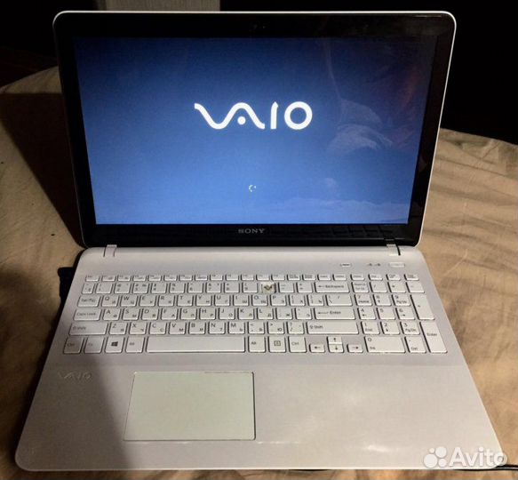 Sony Vaio SVF1521S2RW по запчастям