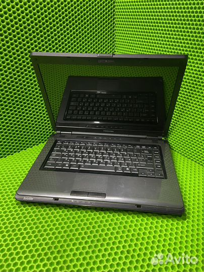Ноутбук toshiba satellite L300 (32794)