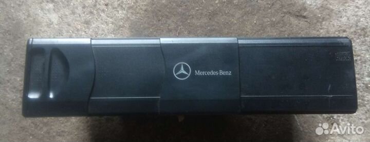 CD ченджер Mercedes Benz a2208274642