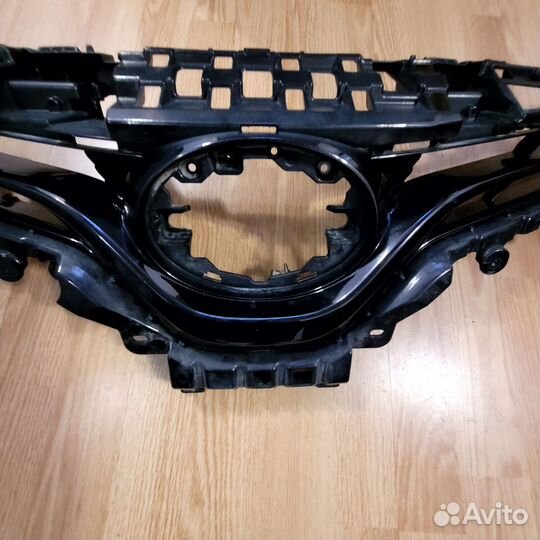 Решётка Тойота Камри