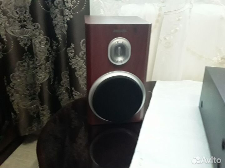 Музыкальный проигрователь LG