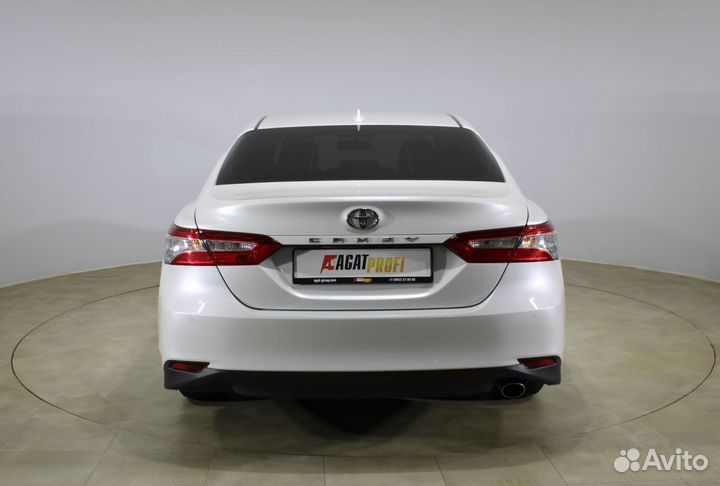 Toyota Camry 2.5 AT, 2019, 80 000 км