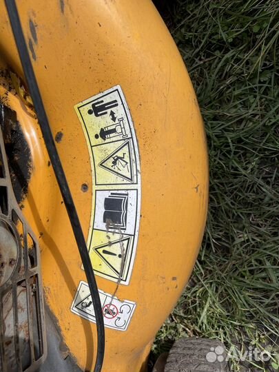 Газонокосилка бензиновая самоходная бу