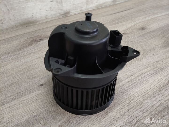 Моторчик печки (отопителя) Ford Focus 1