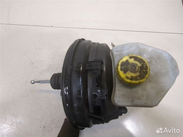 Цилиндр тормозной главный Volkswagen Touareg, 2011