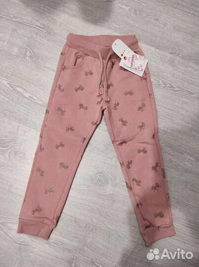 Новая одежда для девочки 104-128см