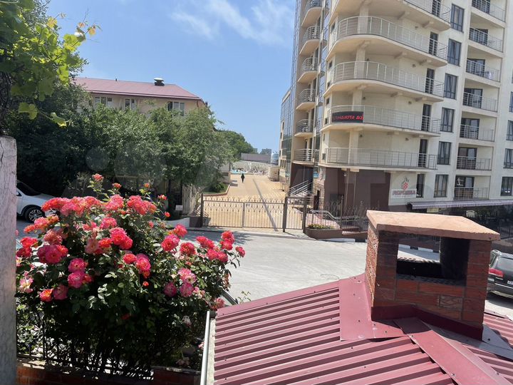 Комната 25 м² в 1-к., 1/2 эт.