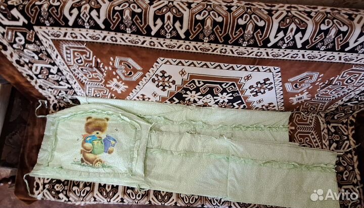 Бортики в кроватку