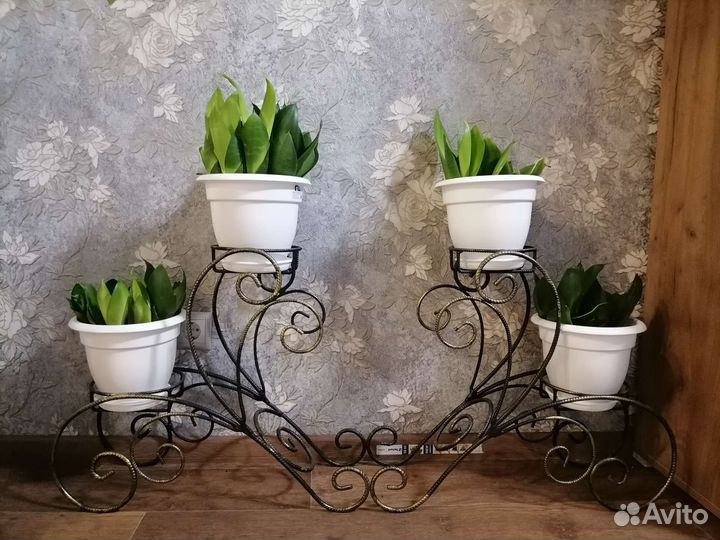 Подставка под цветы