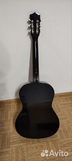Акустическая гитара