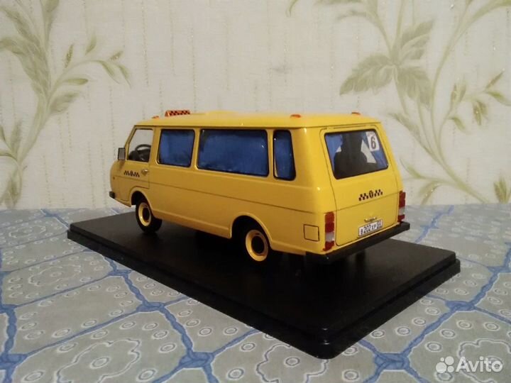 Раф-22038 ’Латвия 1:24 Hachette