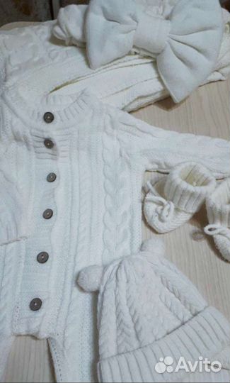 Вязаный комплект для малыша (0-6мес)