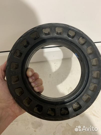 Литые покрышки 10х2.125 для электросамоката