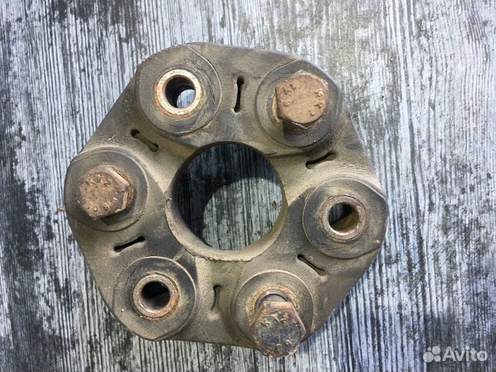 Муфта эластичная карданного вала BMW 5 E60