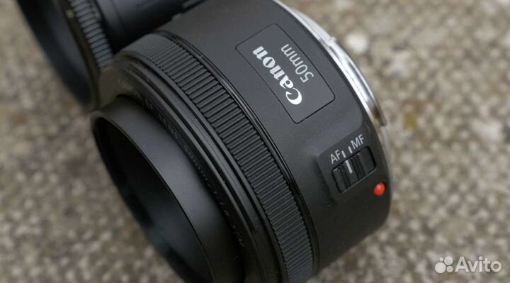 Canon EF 50mm f/1.8 STM
