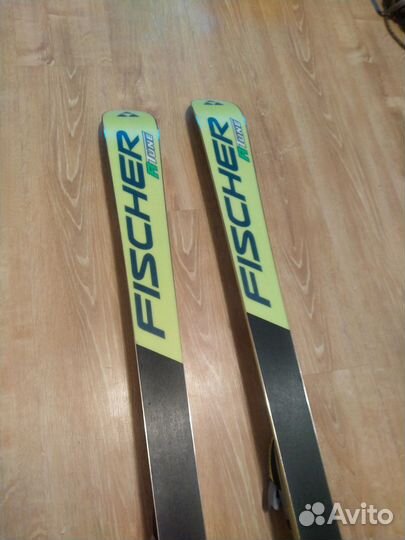 Горные лыжи Fisher RC4 GS