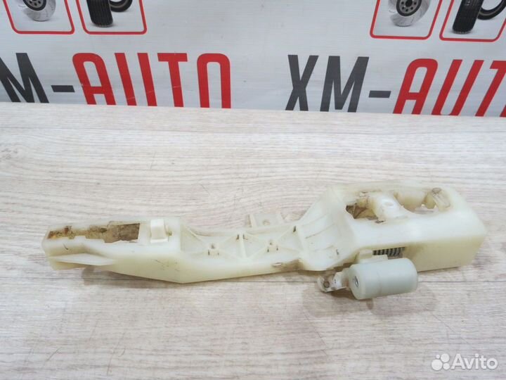 Кронштейн ручки задний правый Kia Rio 3