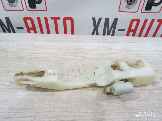 Кронштейн ручки задний правый Kia Rio 3