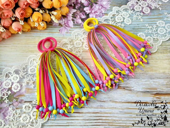 Резинки для волос с бусинами