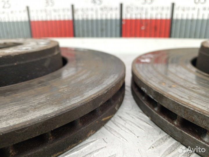 Диск тормозной передний для Volkswagen Passat 5 GP