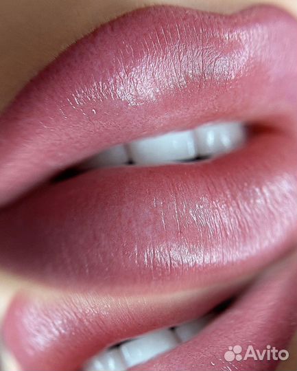 Перманентный макияж бровей, губ, межресничка