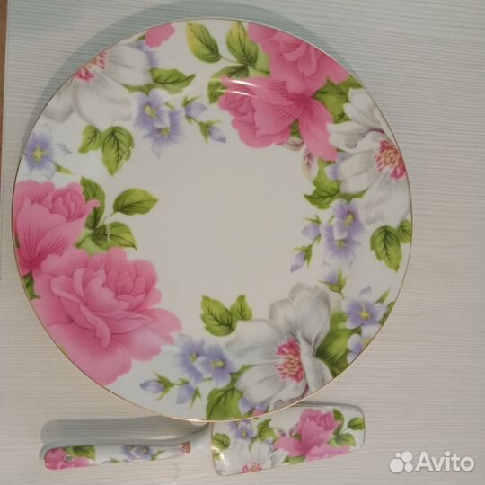 Тарелка для торта и лопатка новая