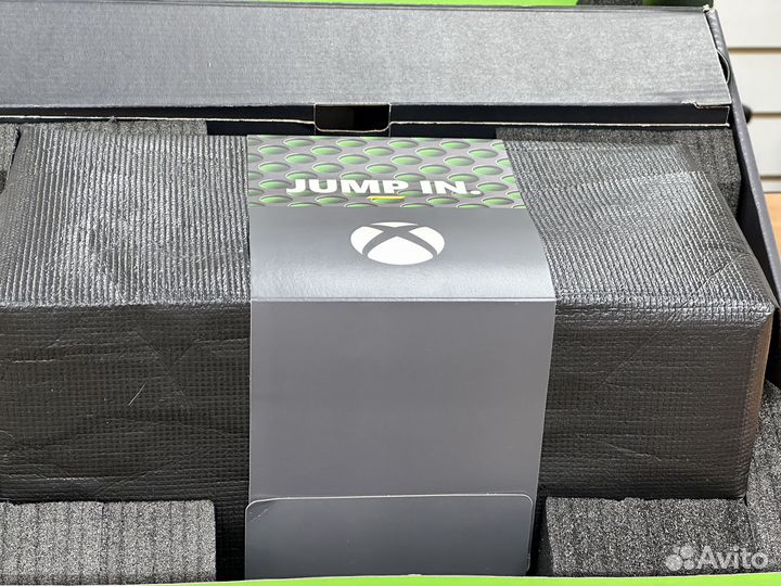 Microsoft Xbox Series X (1Tb SSD) +3м гарантии