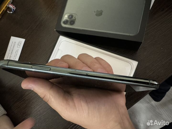 iPhone 11 Pro Max, 64 ГБ