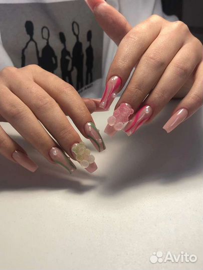 Наращивание ногтей